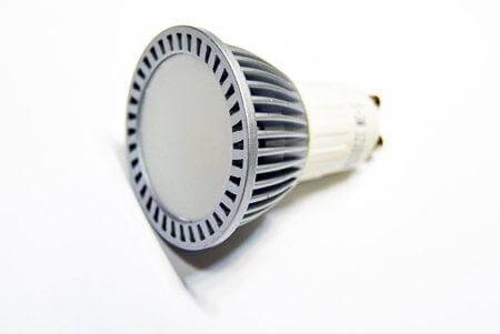 Светодиодная лампа 120 MR16GU10 3 Ватт 220 Вольт Теплый белый